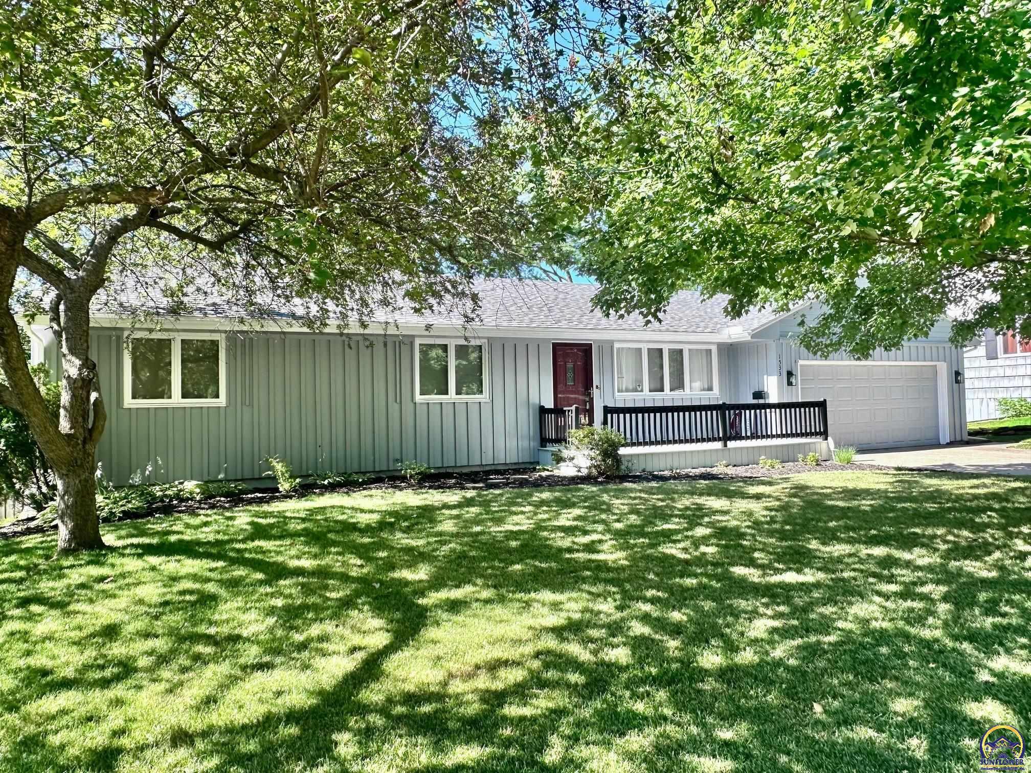 Property Photo: 1533 SW Brooklyn Ave KS 66611