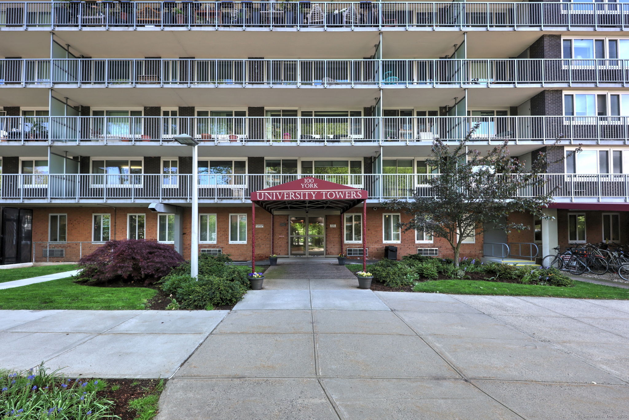Property Photo: 100 York Street 5G CT 06511