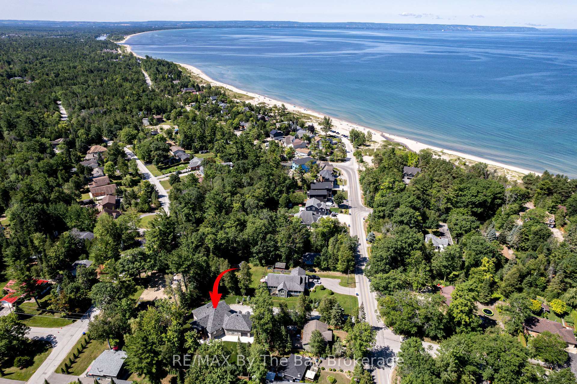Property Photo: 833 Eastdale Drive ON L9Z 2R5