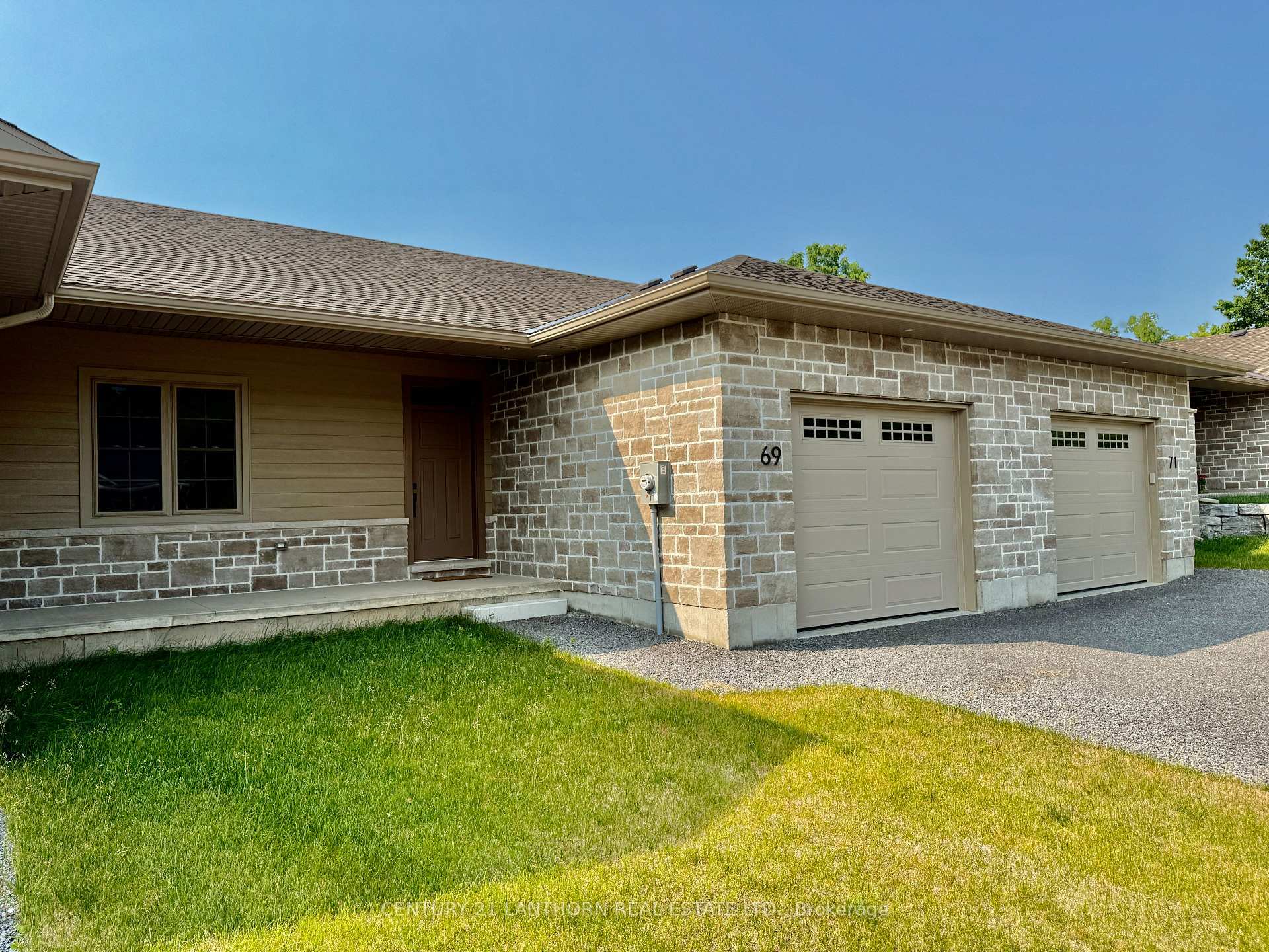 Property Photo: 69 Seymour Street W ON K0K 2K0