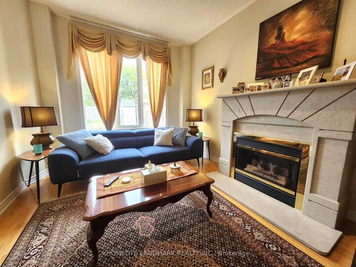 Photo de la propriété:  25 Lord  Nelson Court  ON L4S 1Y2 