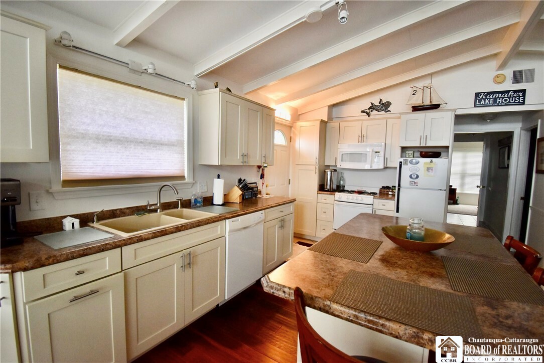 Property Photo: 2420 Lakeside Drive NY 14710