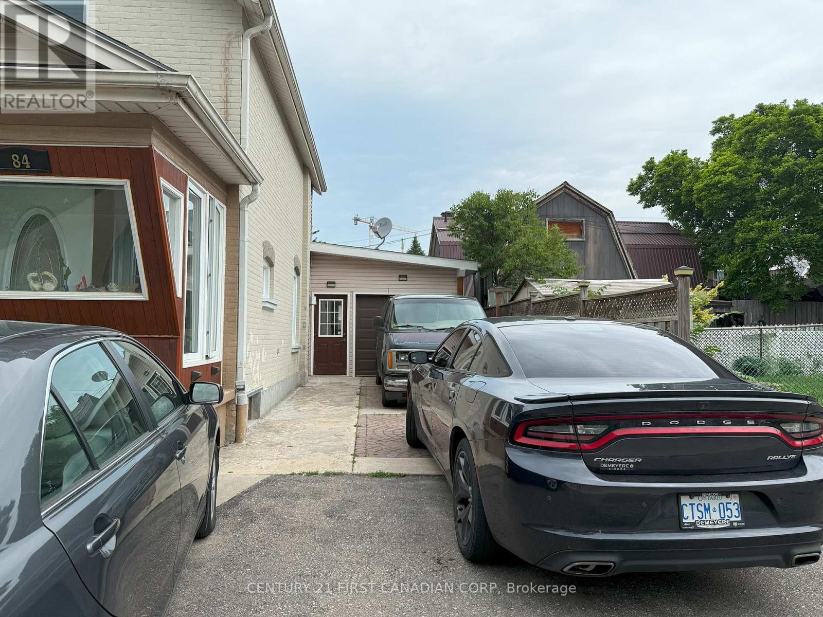 Photo de la propriété: 84 Port Street ON N3S 1Y7