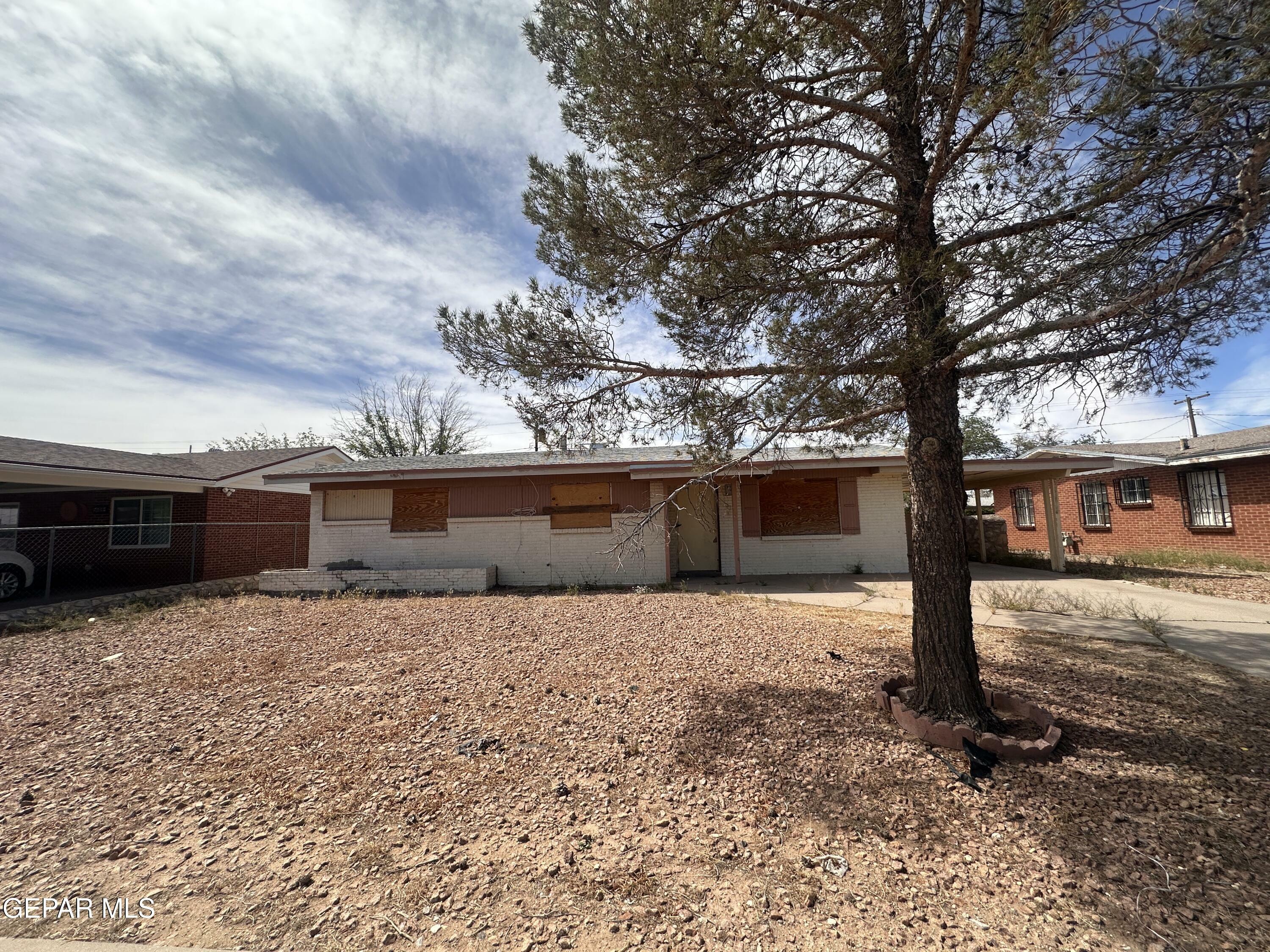 5624 Sanders Avenue  El Paso TX 79924 photo
