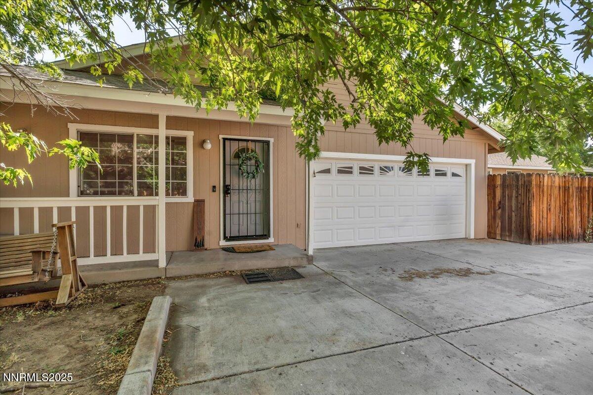 Property Photo: 1291 Zinfandel Drive NV 89460