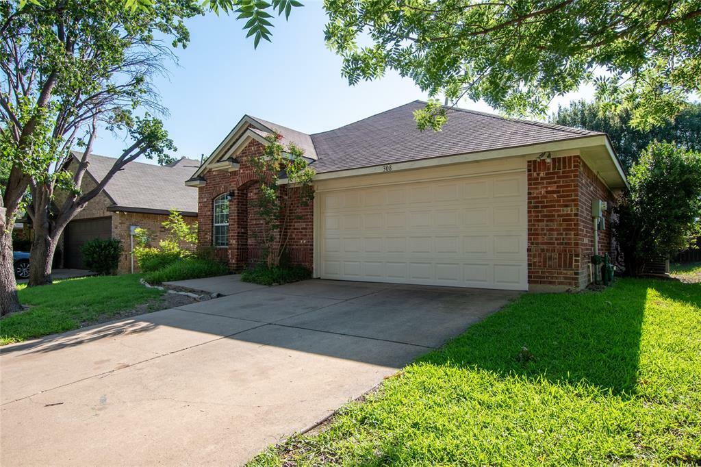 Property Photo: 308 Hopewell Drive TX 75071