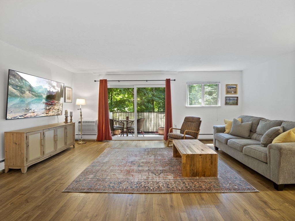 Property Photo:  11 Crescent Dr 8  MA 01810 