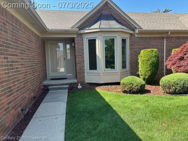 Property Photo:  19040 Fortuna Drive S  MI 48038 