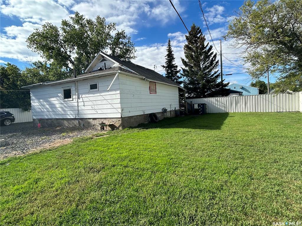Property Photo:  3 Coteau Avenue  SK S0C 1H0 