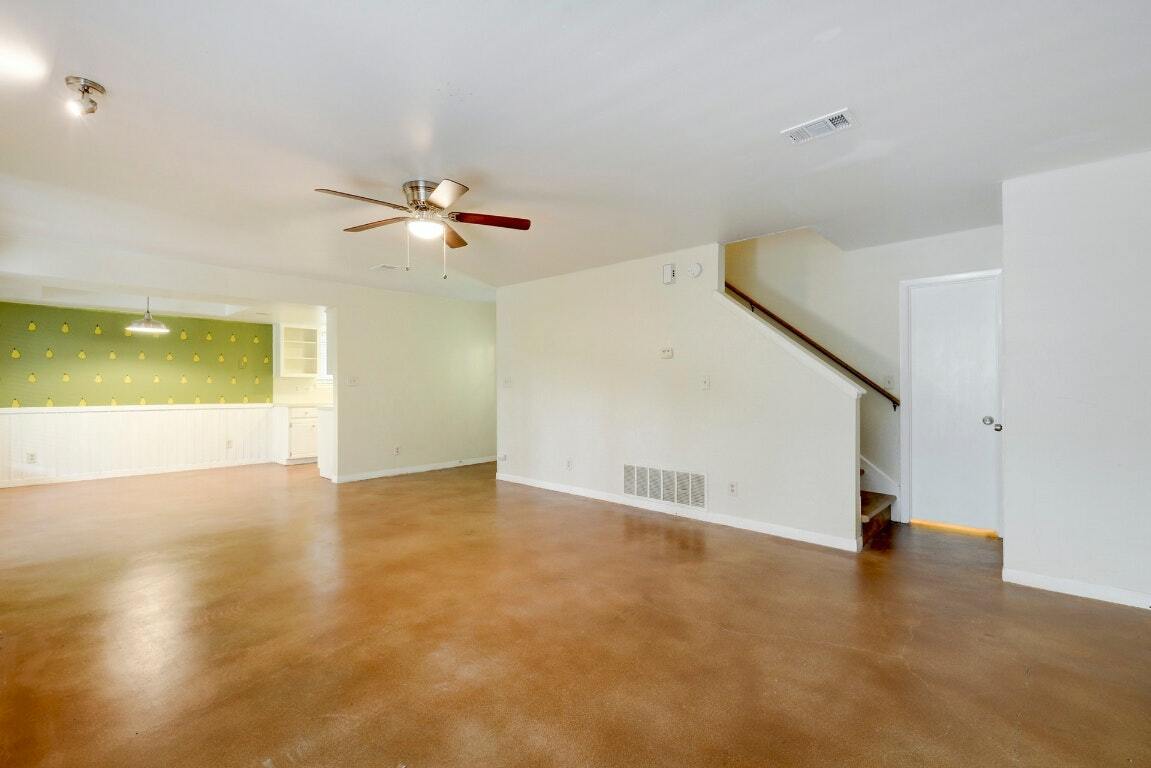 Property Photo: 1928 Holly Hill Drive B TX 78746