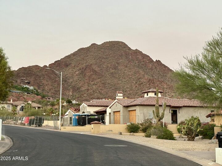 Property Photo: 4605 E Rockridge Road AZ 85018