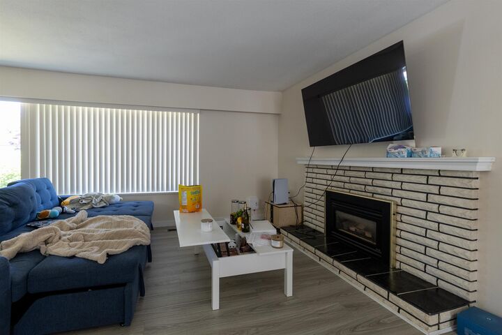 Property Photo:  11250 Kendale View  BC V4C 3P9 