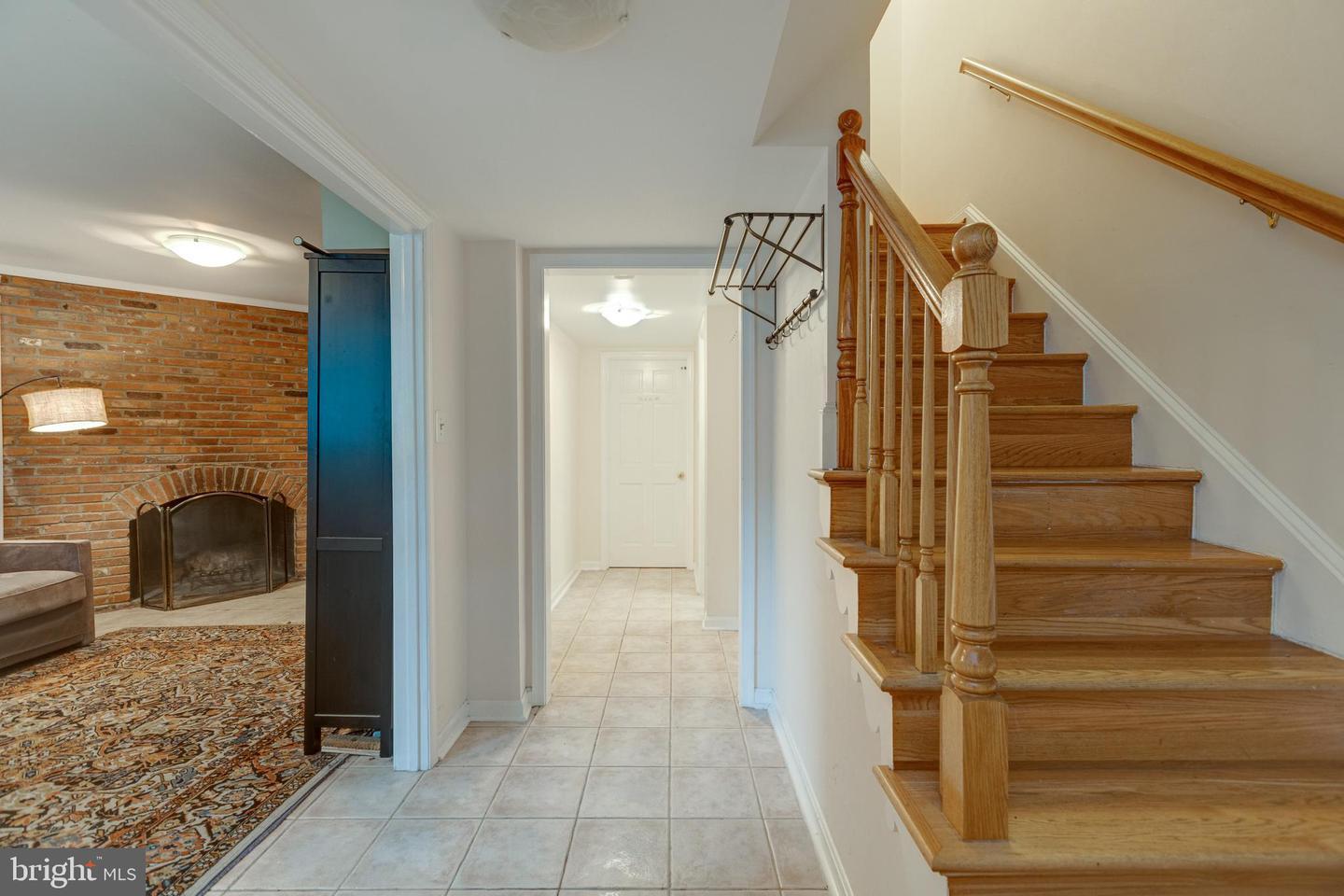 Property Photo:  6813 Market Square Drive  VA 22101 