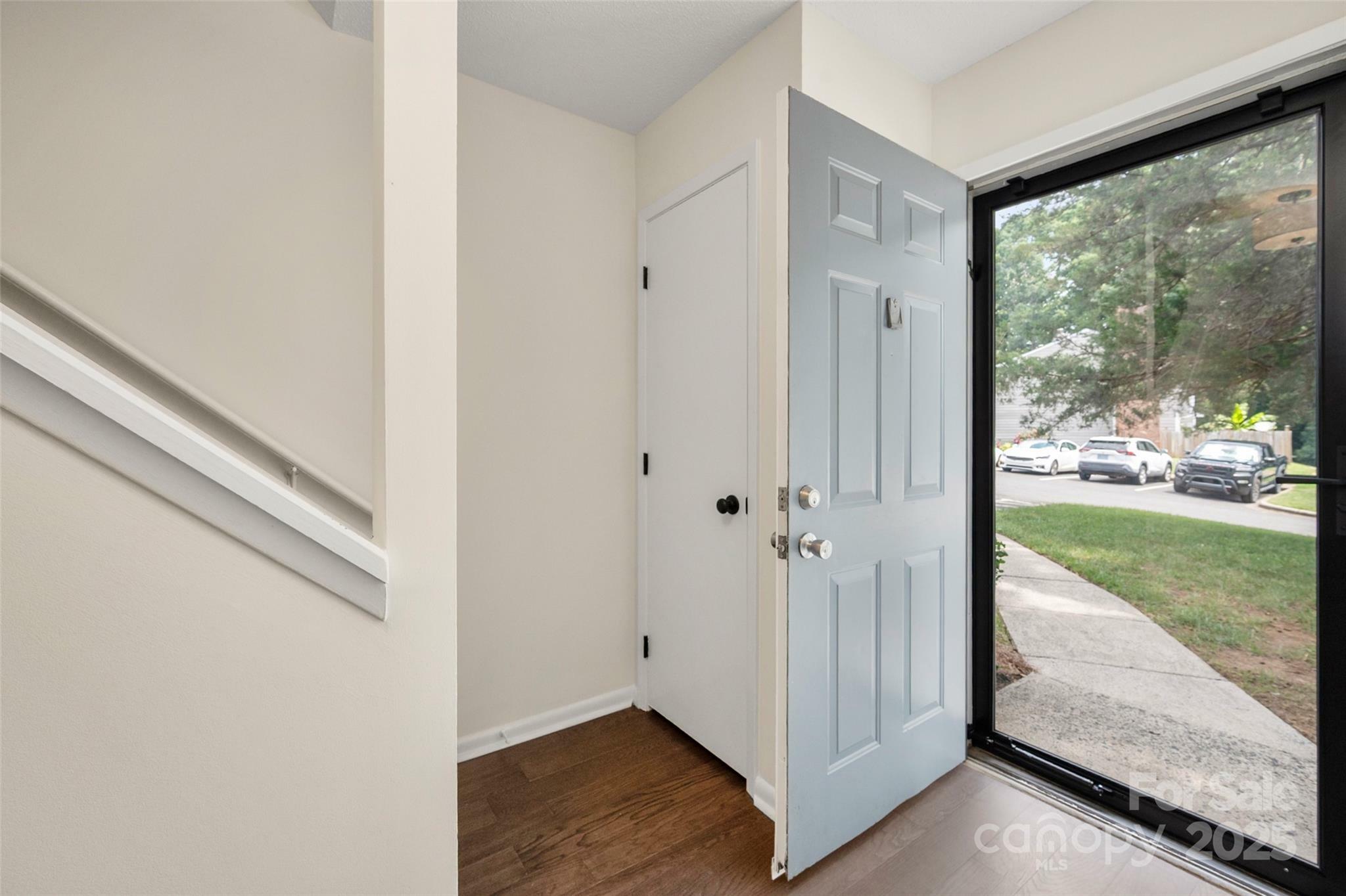Property Photo:  6013 Heath Valley Road  NC 28210 
