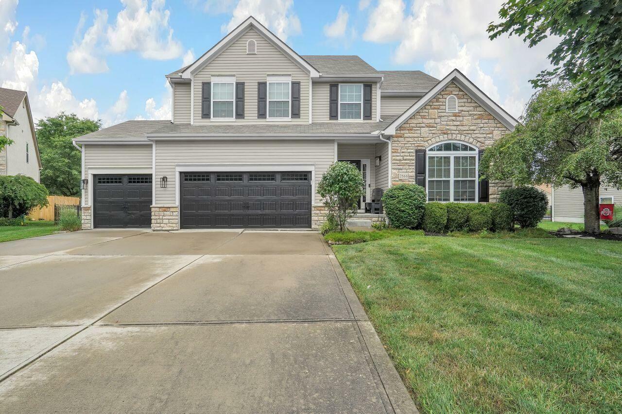2866 Crosshurst Court  Grove City OH 43123 photo