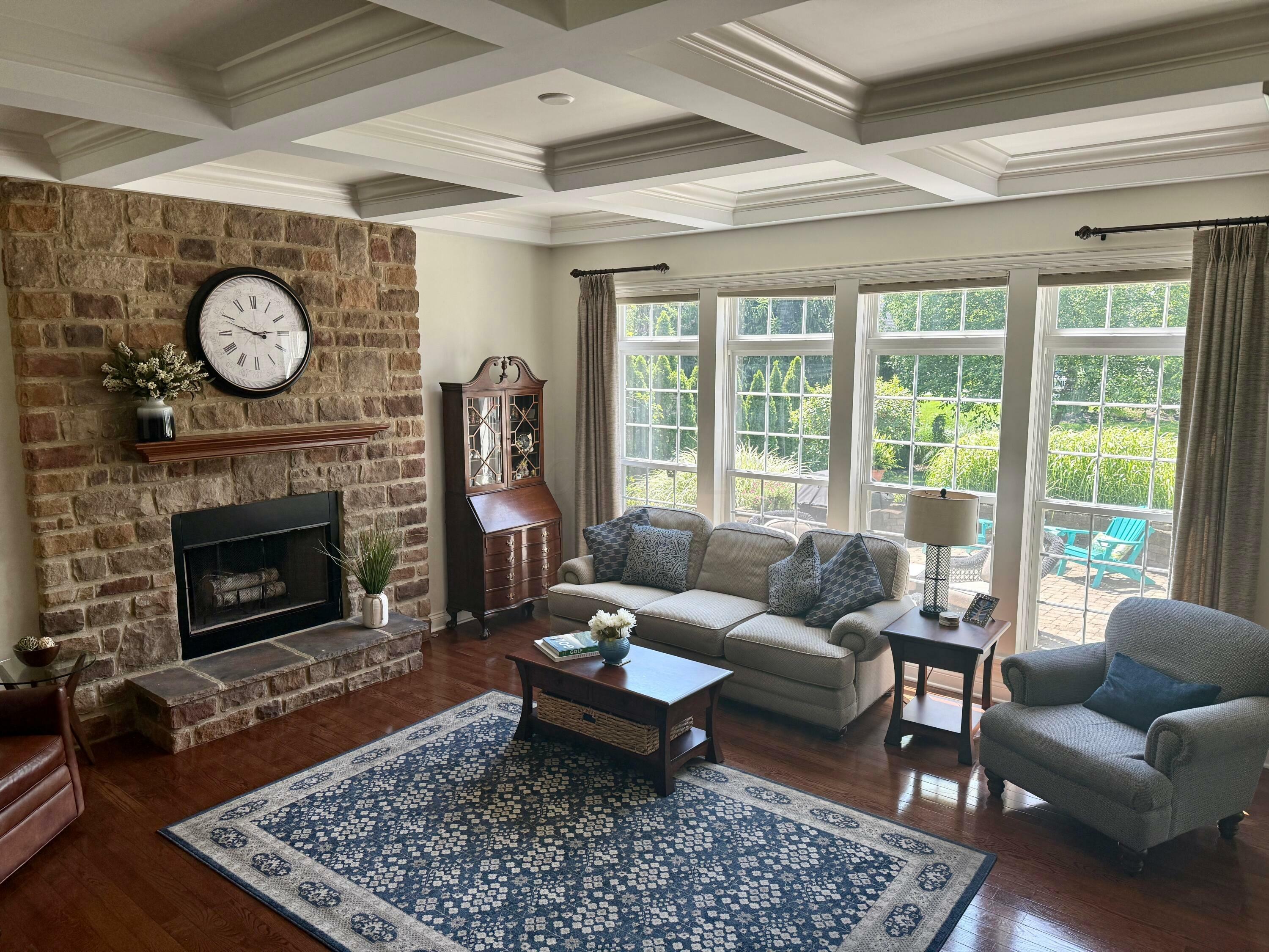 Property Photo: 2608 Pointewood Loop OH 43021