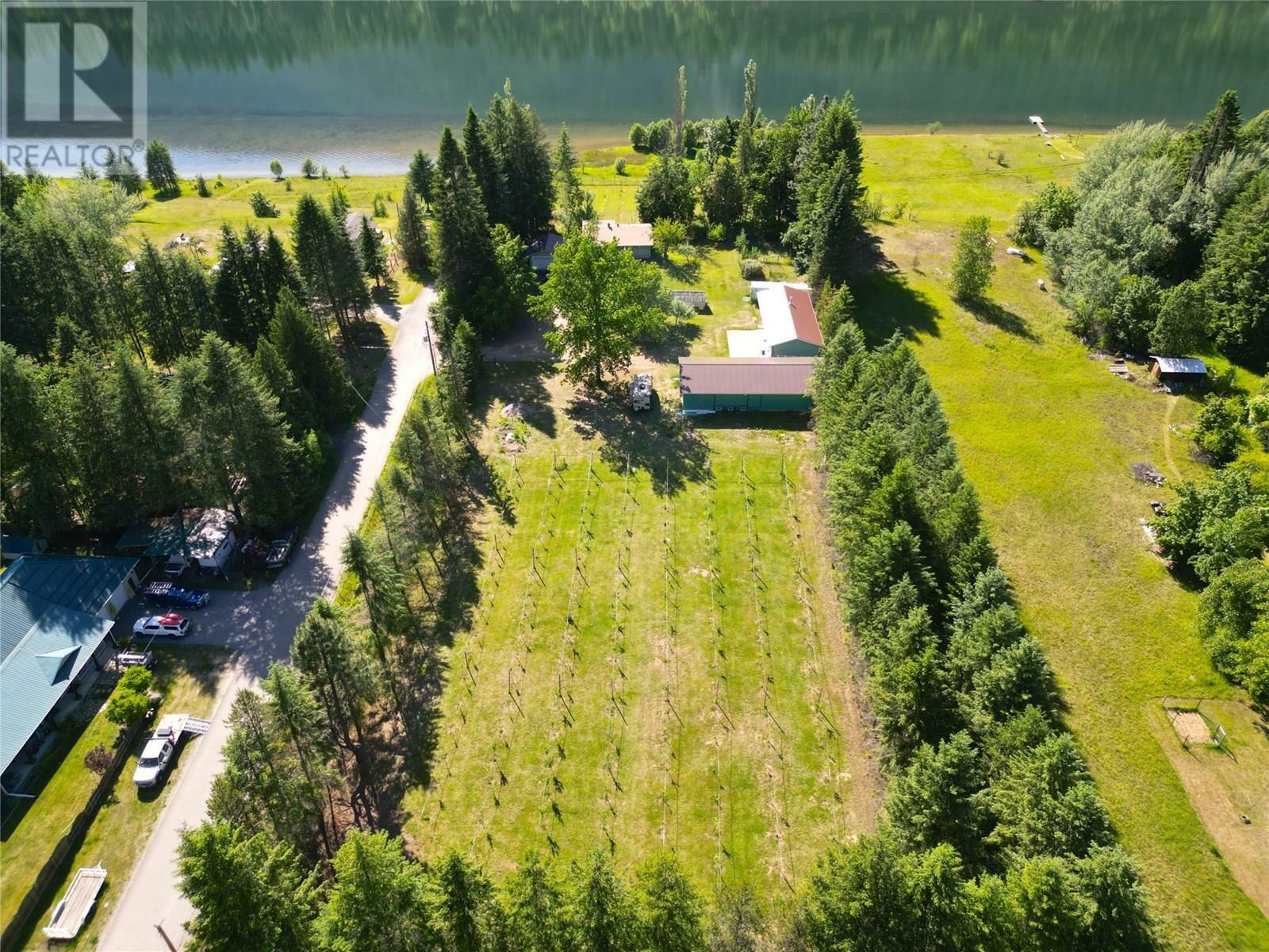Property Photo: 1062 Scamp Road BC V1N 4R3