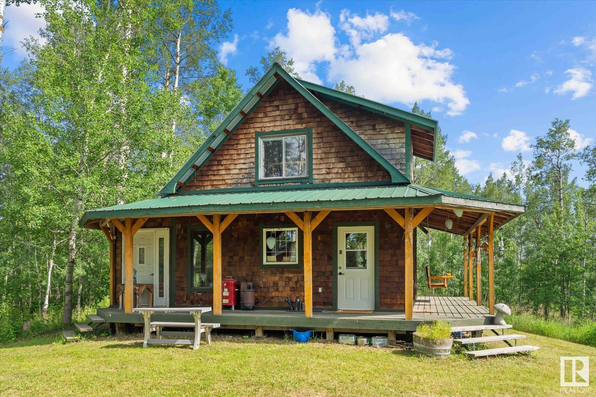 Property Photo: 48330 Rge Road 281 AB T0C 2P0