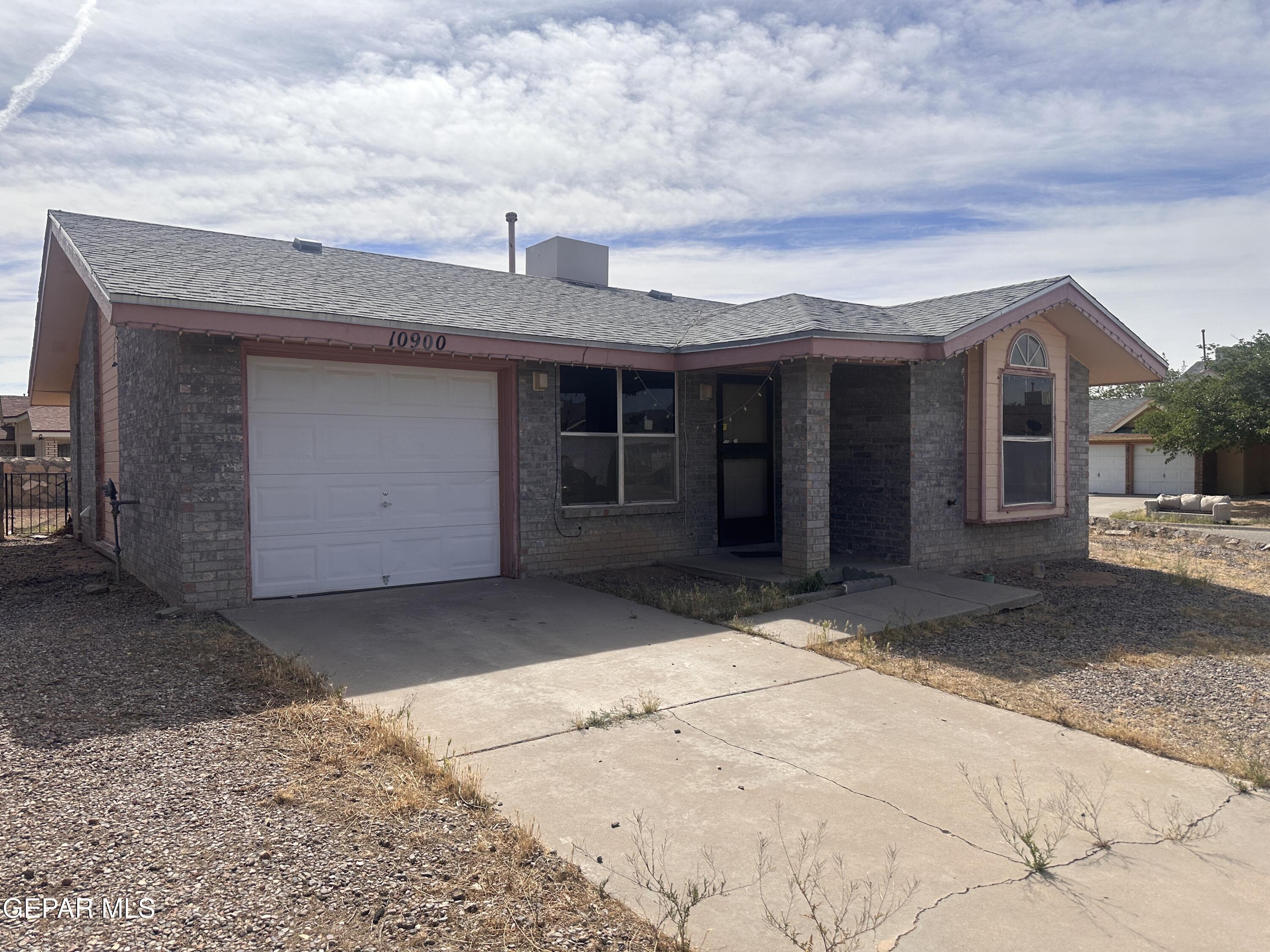 Property Photo: 10900 Joe Dimaggio Circle TX 79934