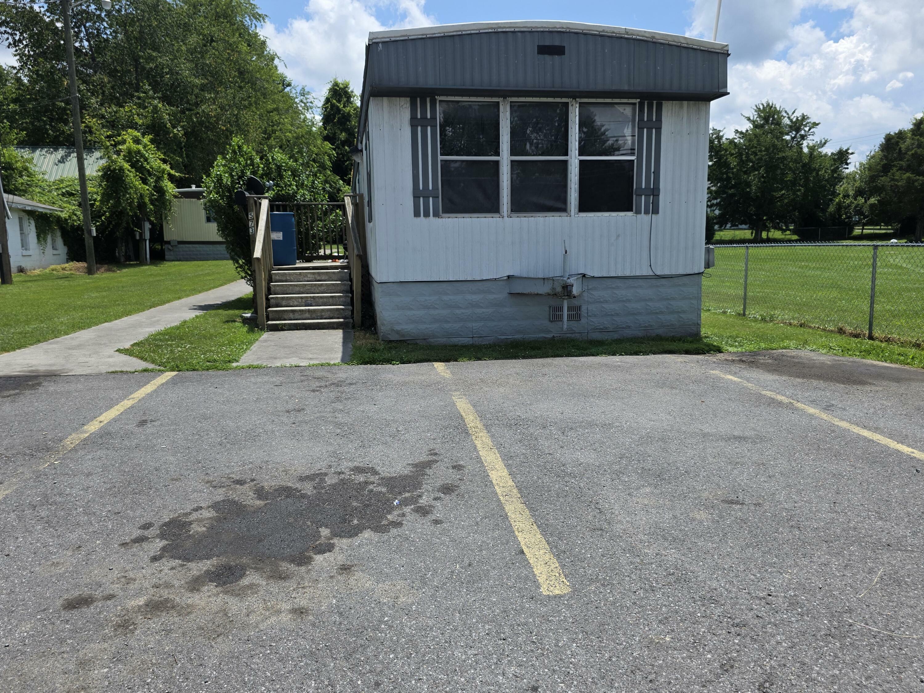 Property Photo: 573 Maplewood Avenue WV 24901