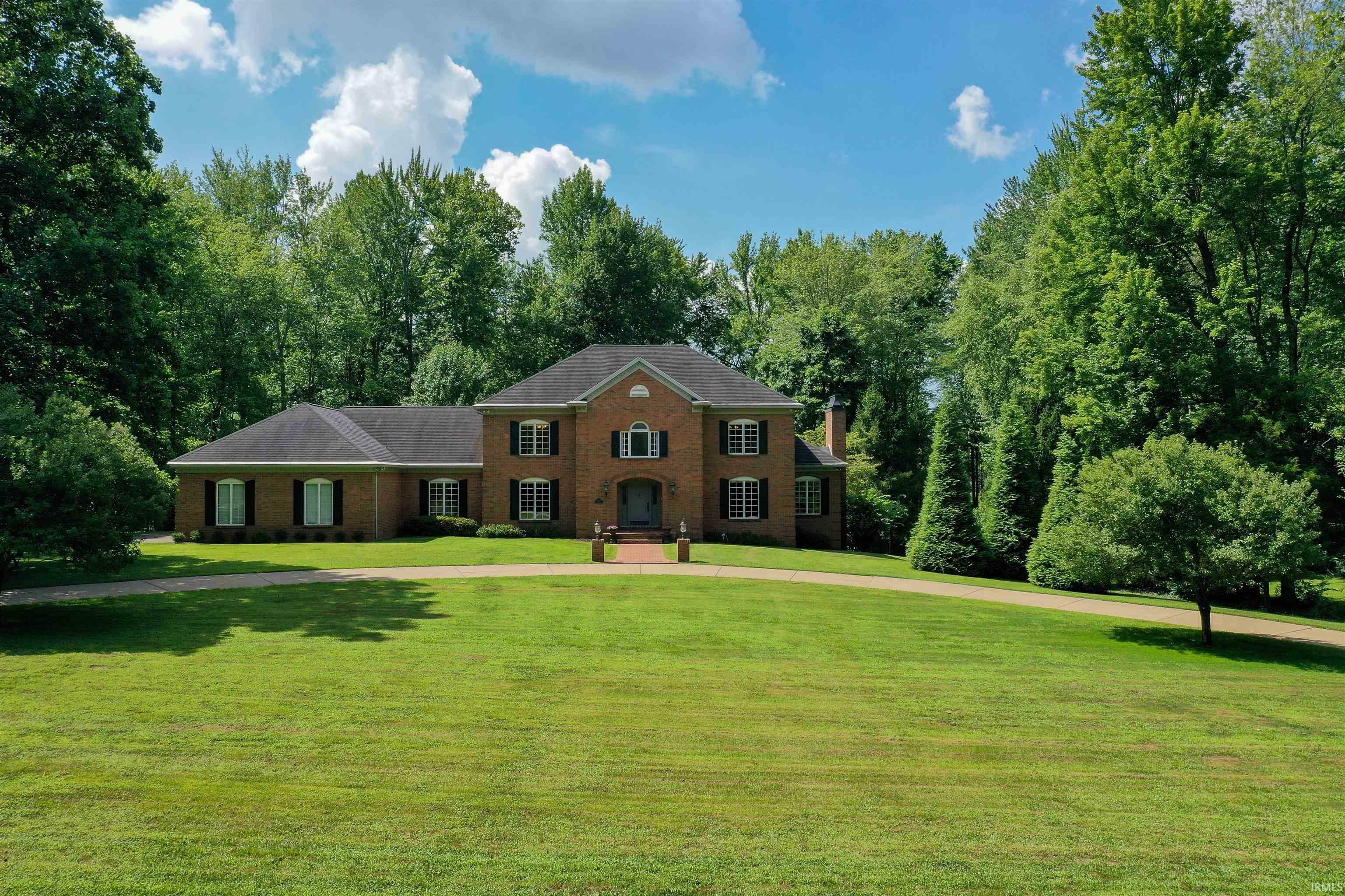 Property Photo: 1125 Suwanne Drive IN 47725