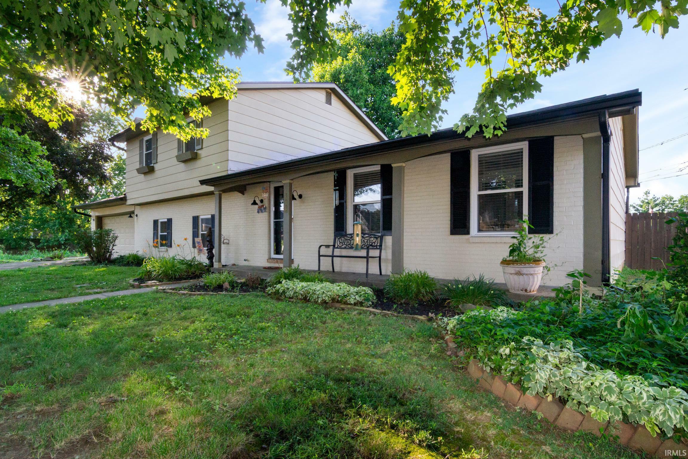 Property Photo: 6600 E Chestnut Street IN 47715