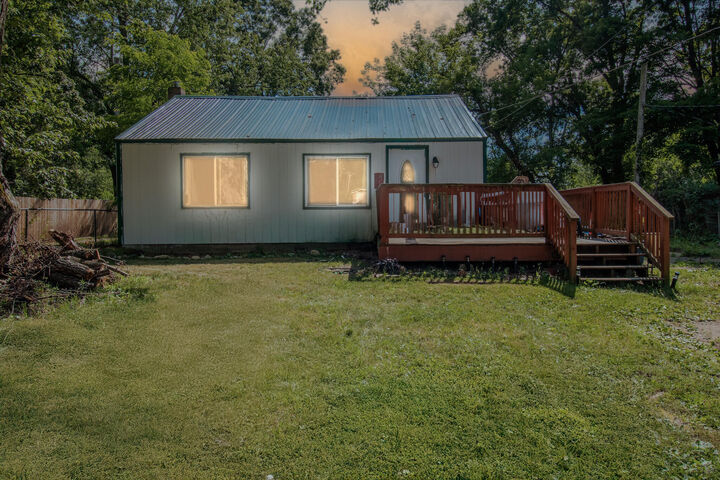 Property Photo:  712 S Lagrave Street  MI 49079 