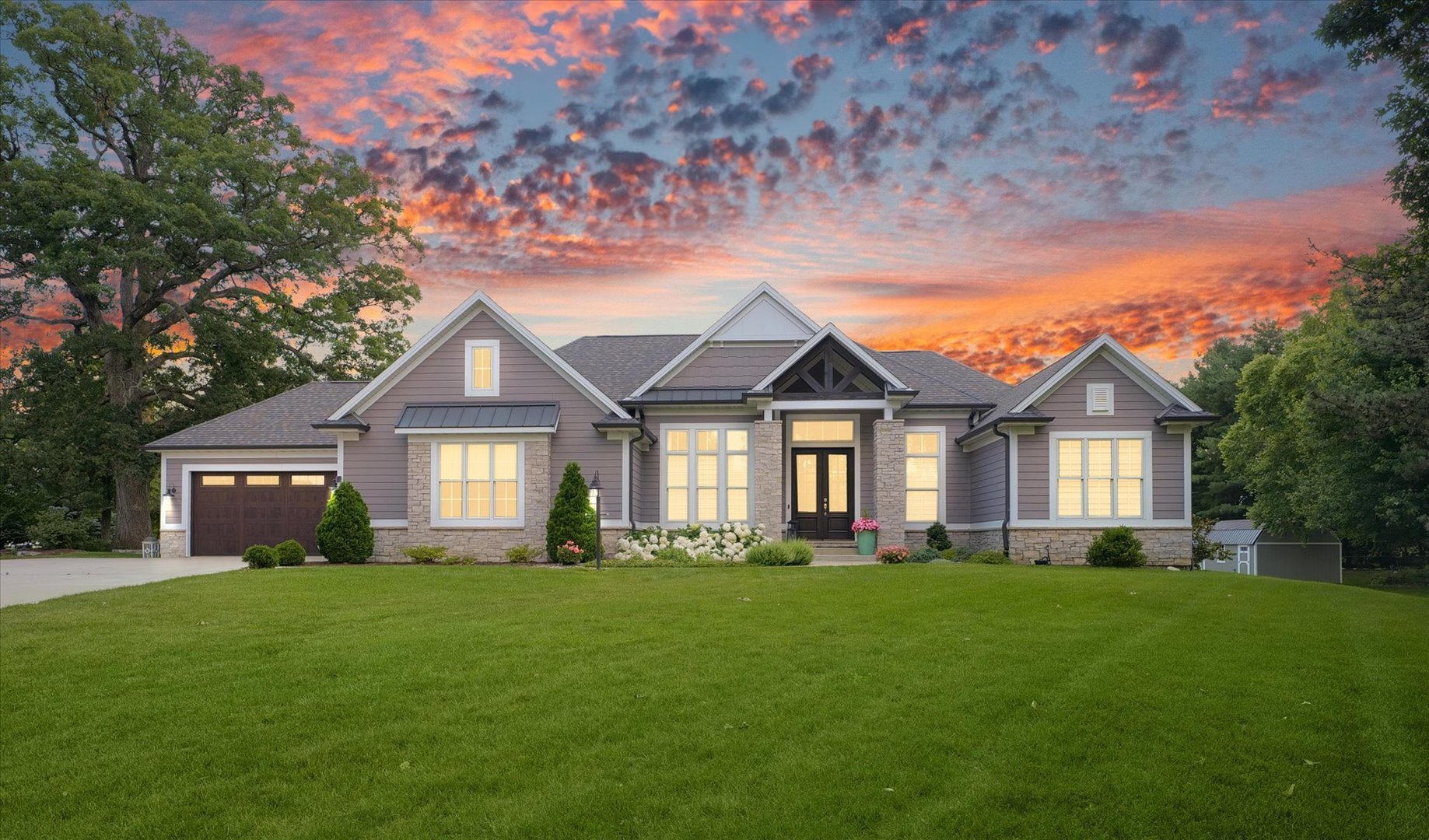 Property Photo: 1311 Hickory Tree Court IL 61853