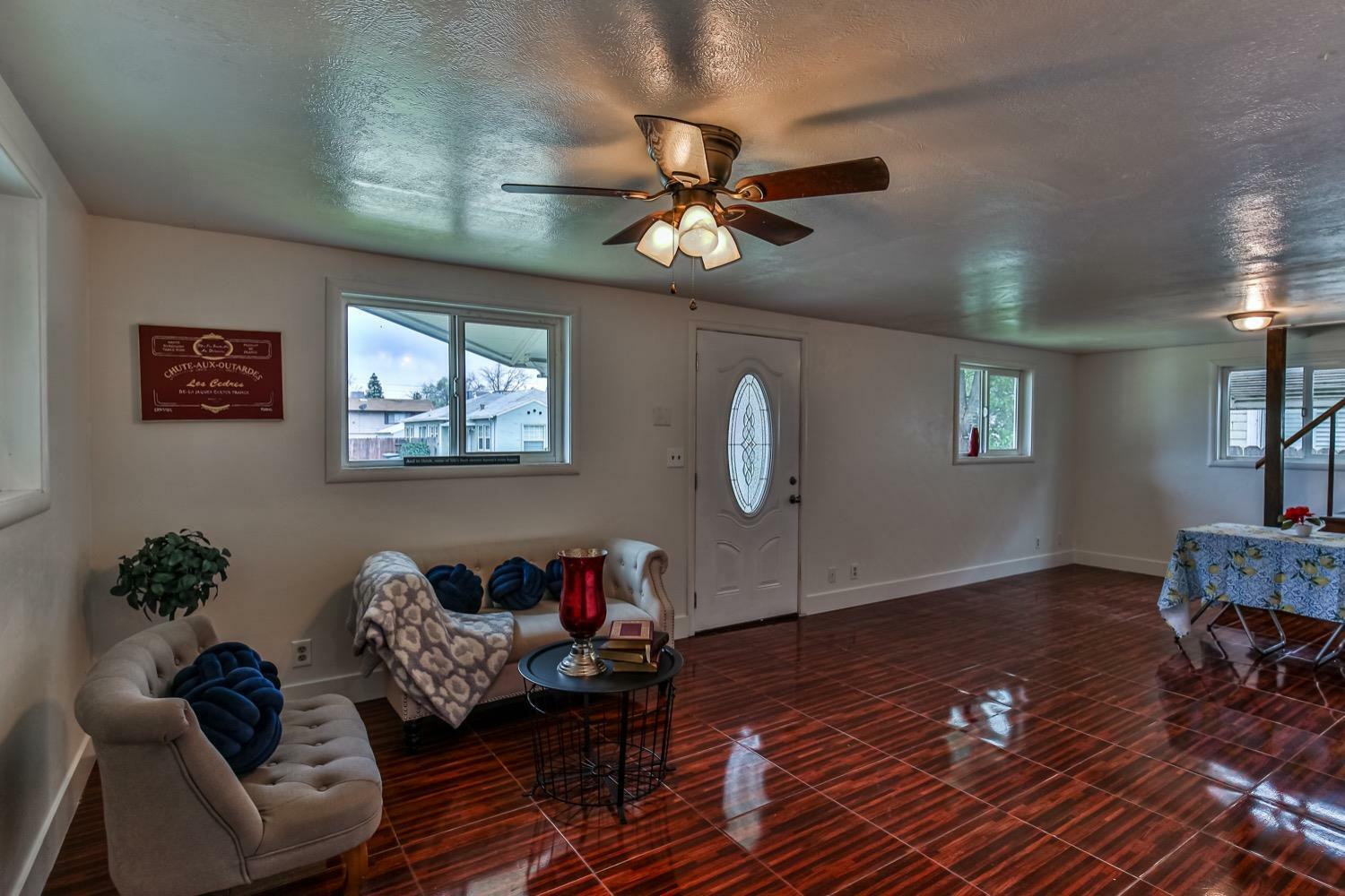 Property Photo: 659 Elm Street CA 95991
