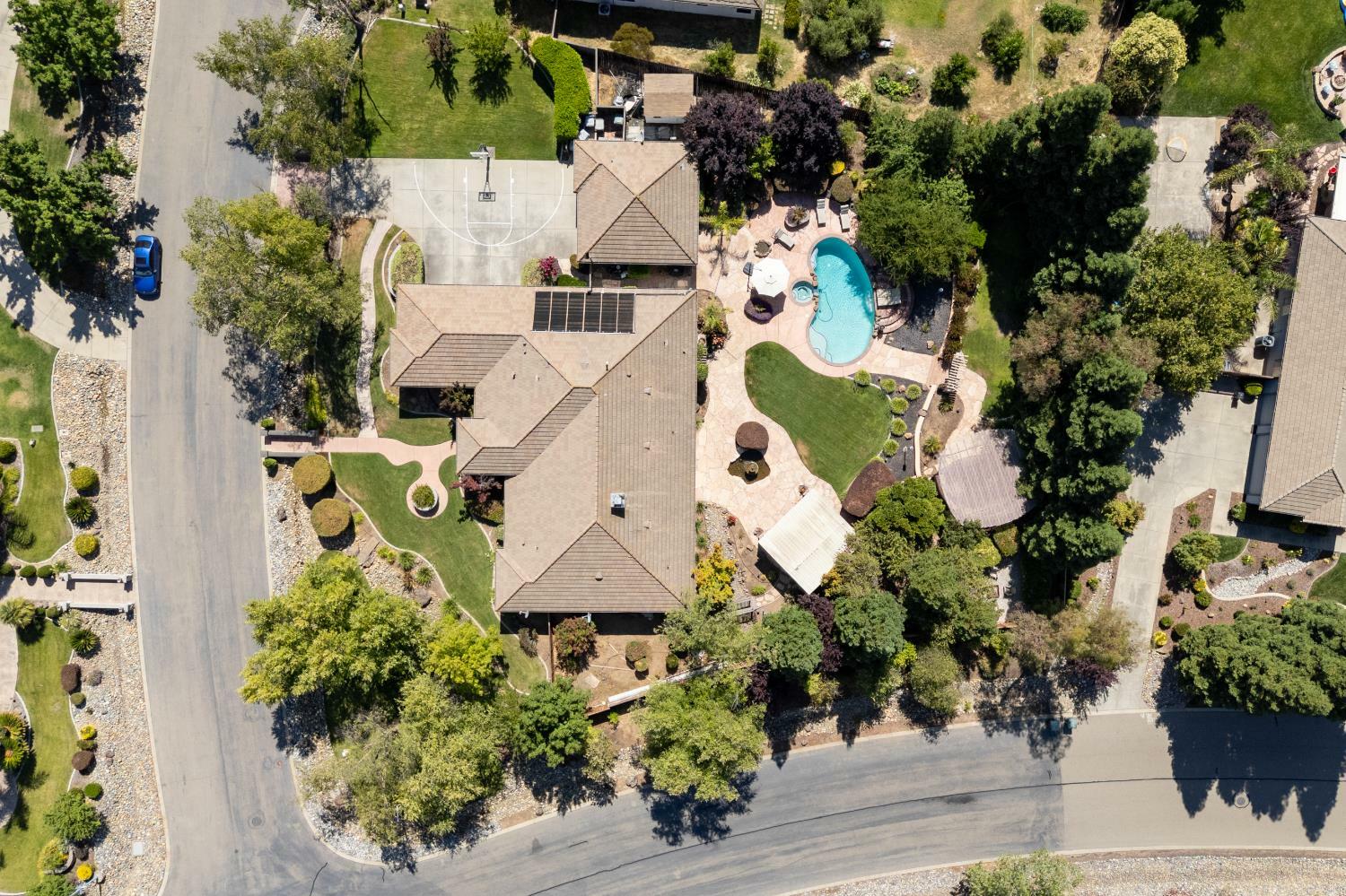 Property Photo: 10393 Match Court CA 95829