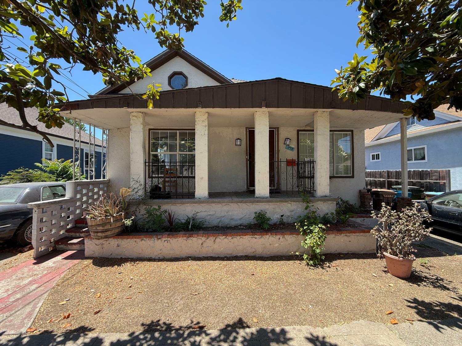 Property Photo: 1716 Estudillo Street CA 94553