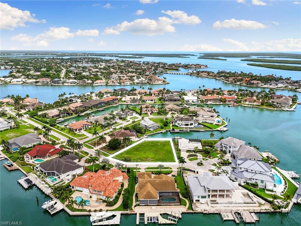 Property Photo:  1331 Forrest Ct  FL 34145 