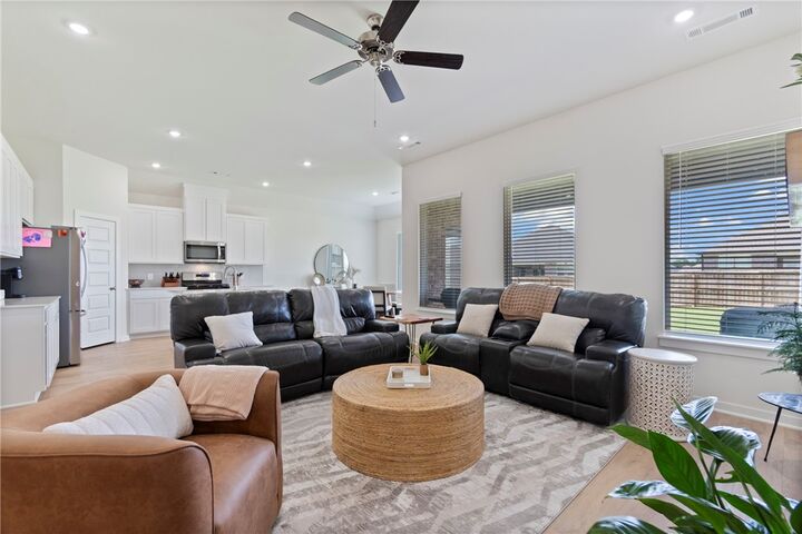 Property Photo: 457 N Goose Xing AR 72730