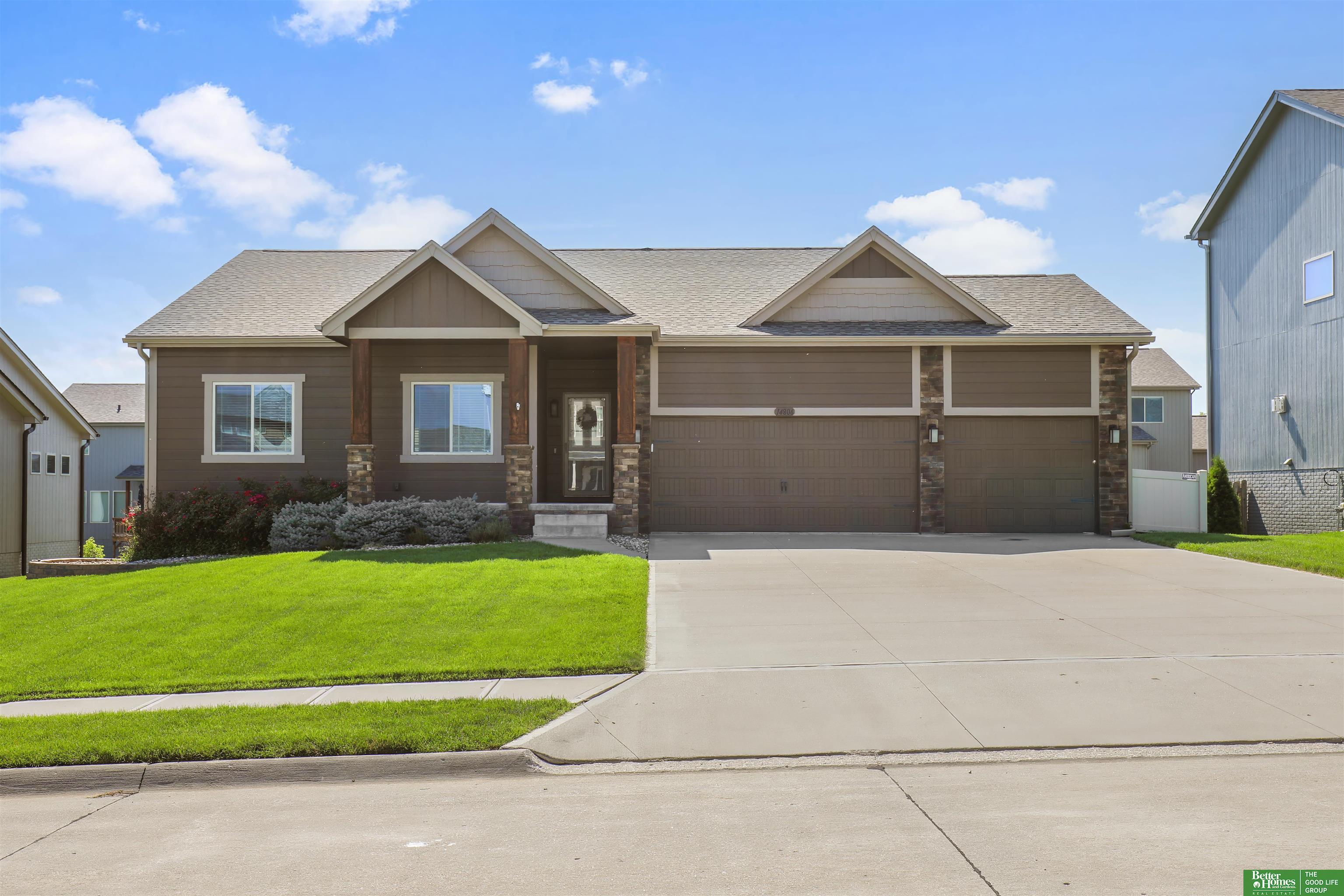 Property Photo: 14806 S 23rd Street NE 68123