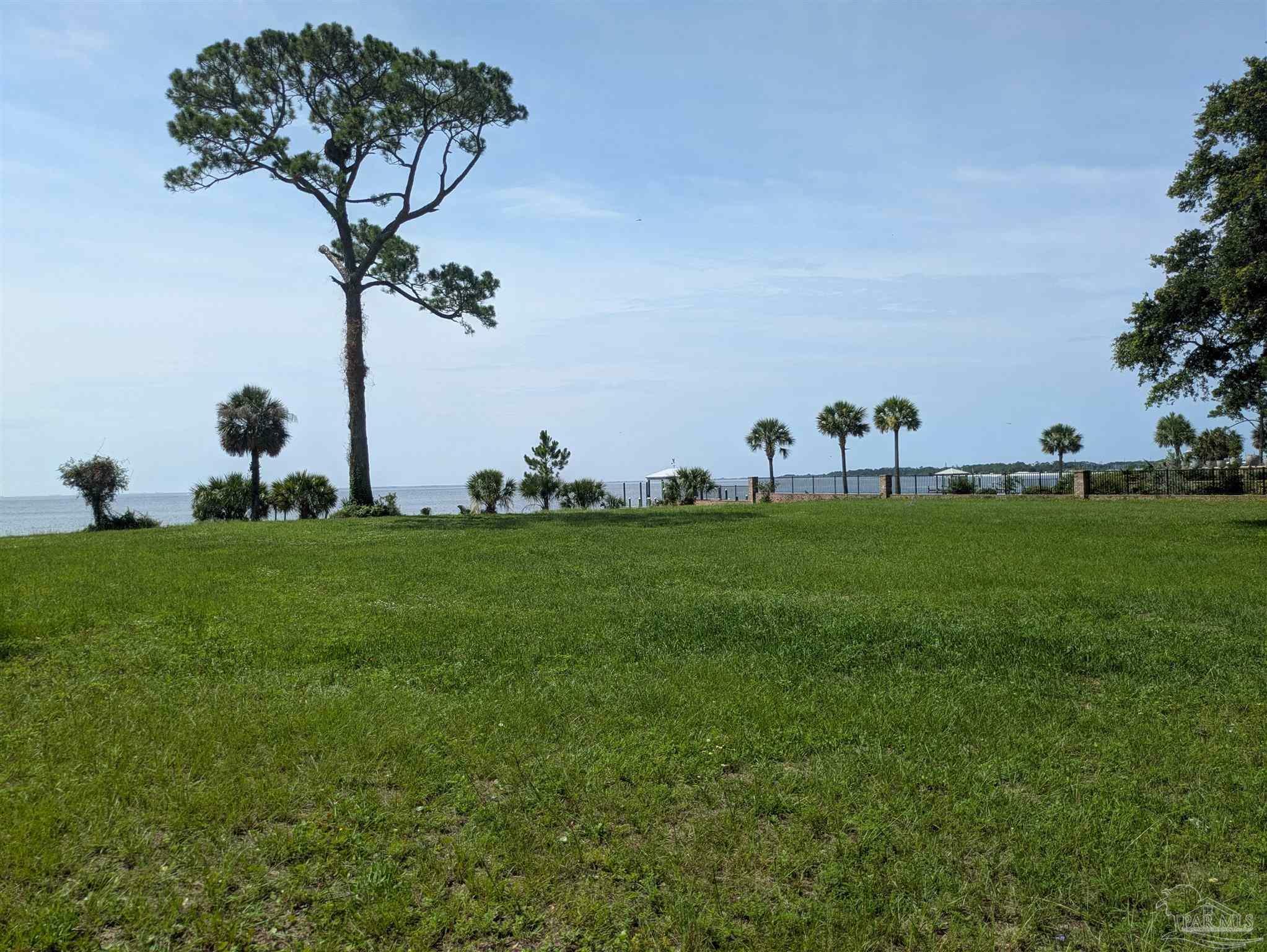 42 Star Lake Dr  Pensacola FL 32507 photo