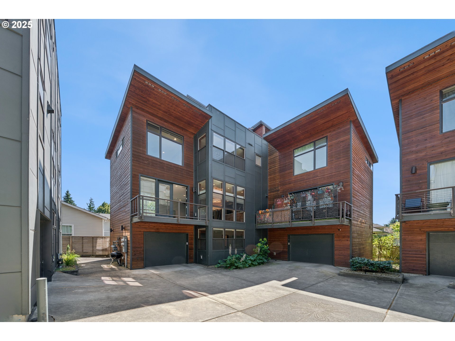 Property Photo: 522 NE Sacramento St OR 97212