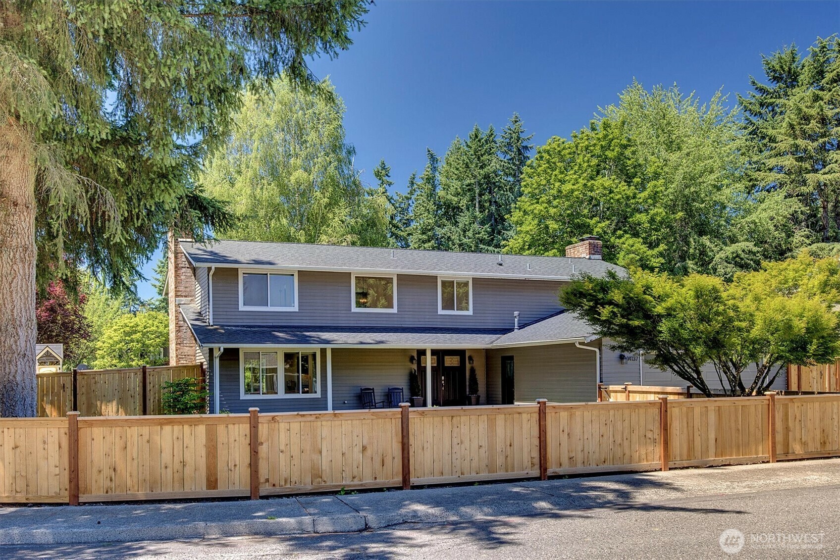 Property Photo: 14137 150th Place SE WA 98059