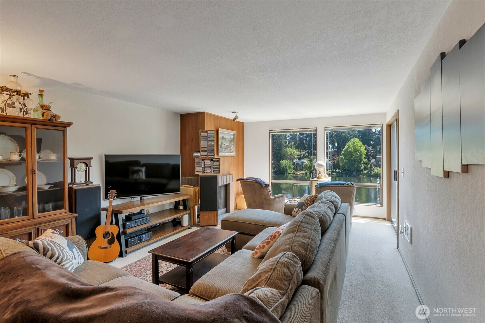 Property Photo: 19524 Echo Lake Place N A-402 WA 98133
