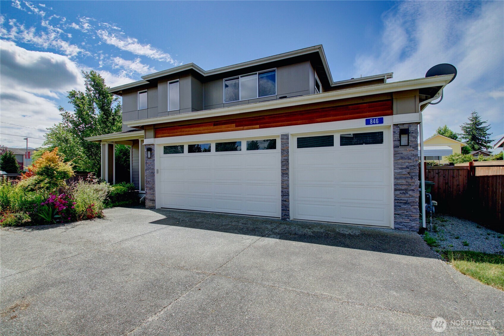 Property Photo: 846 Katelyn Court WA 98233