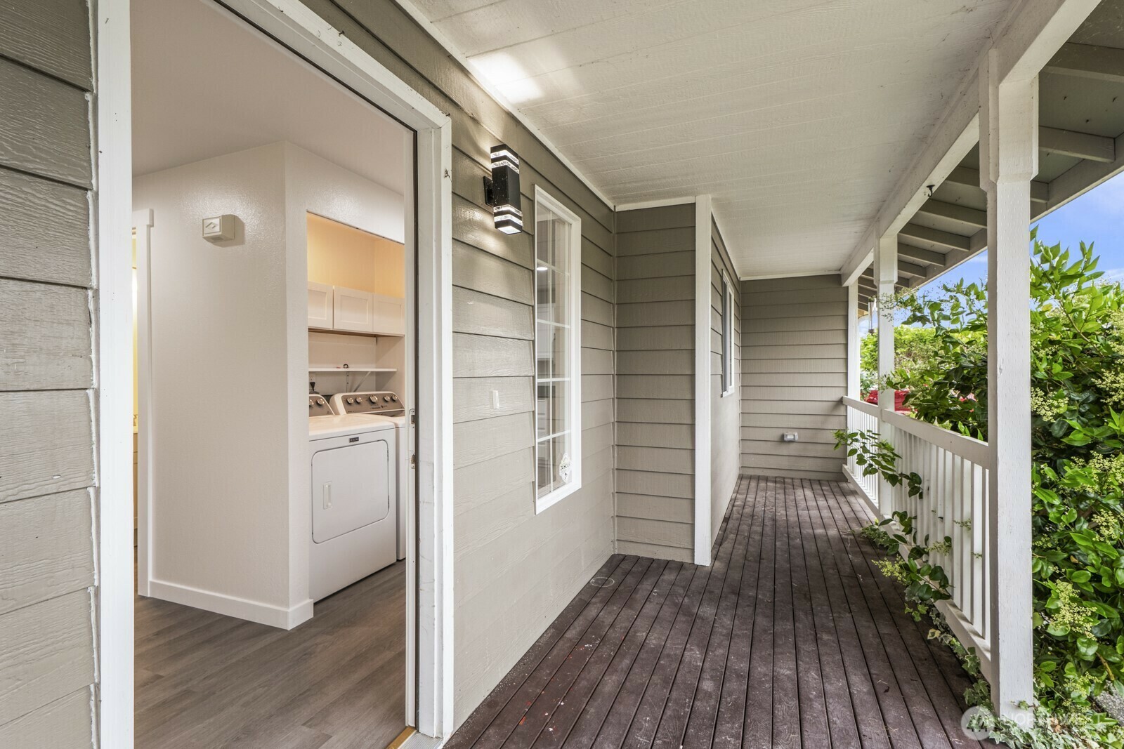 Property Photo: 114 Tompkins Place WA 98252