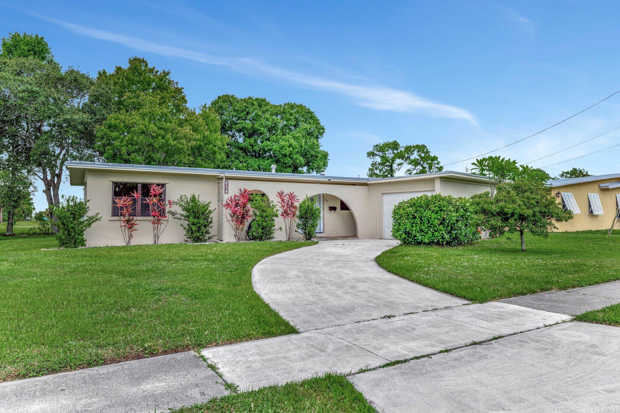 Property Photo: 3178 SE Monte Vista Street FL 34952