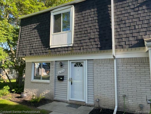 Property Photo: 41223 S Woodbury Green Drive MI 48111