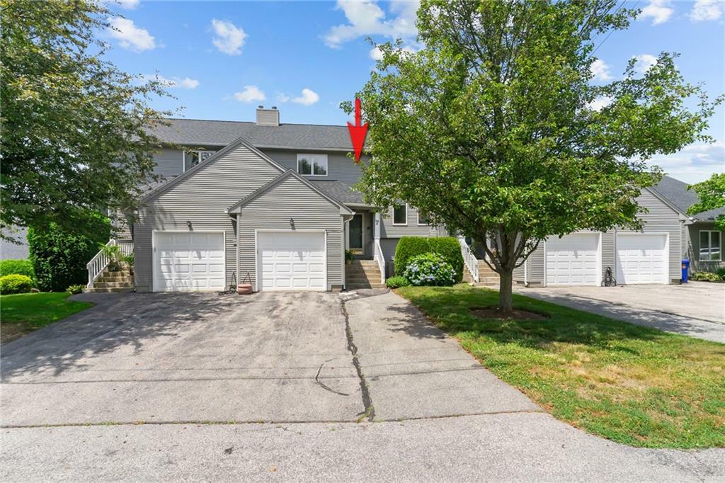 Property Photo: 76 Valley Green Court B RI 02904