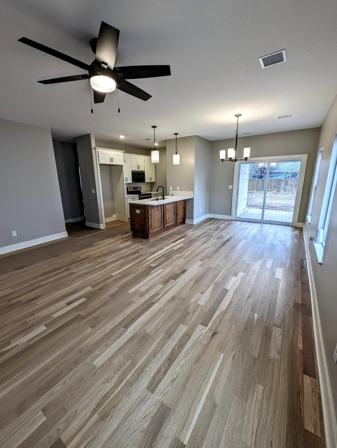 Property Photo: 729 N Cedar Down Cir KS 67235