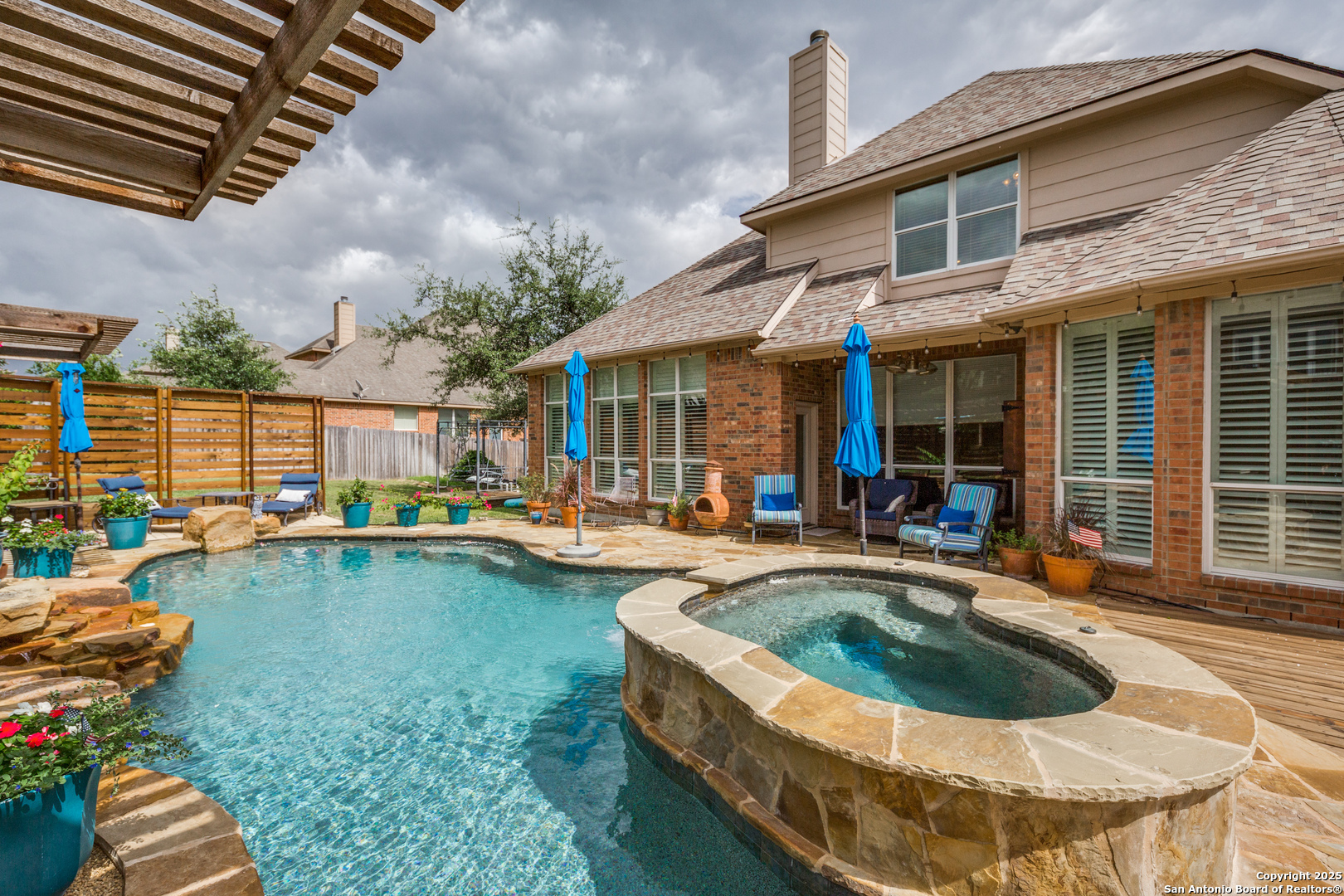 Property Photo: 203 Bushbuck Path TX 78258