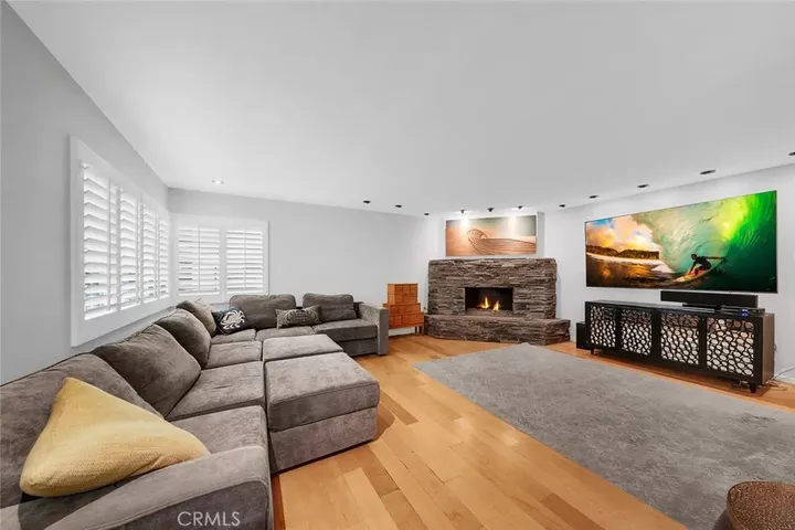 Property Photo: 1194 Agate Street CA 92109