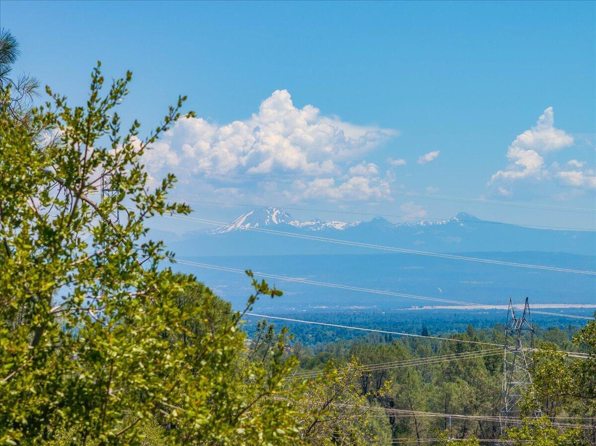Property Photo:  16520 Blarney Lane  CA 96001 