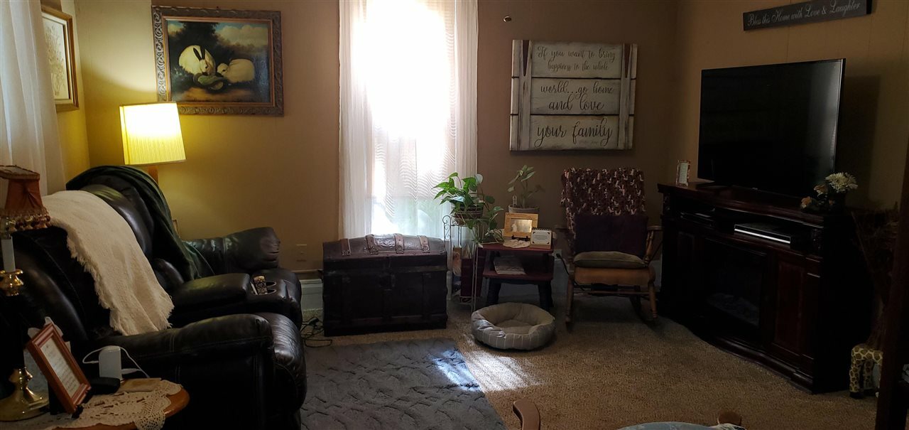 Property Photo: 223 E Stumbo OK 74059