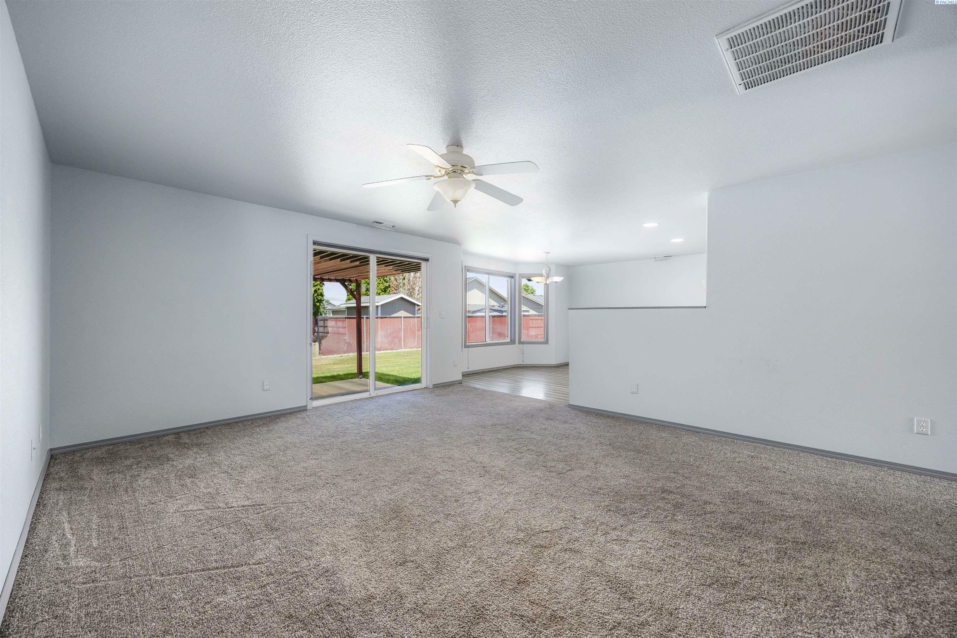 Property Photo: 8307 Camano Drive WA 99301