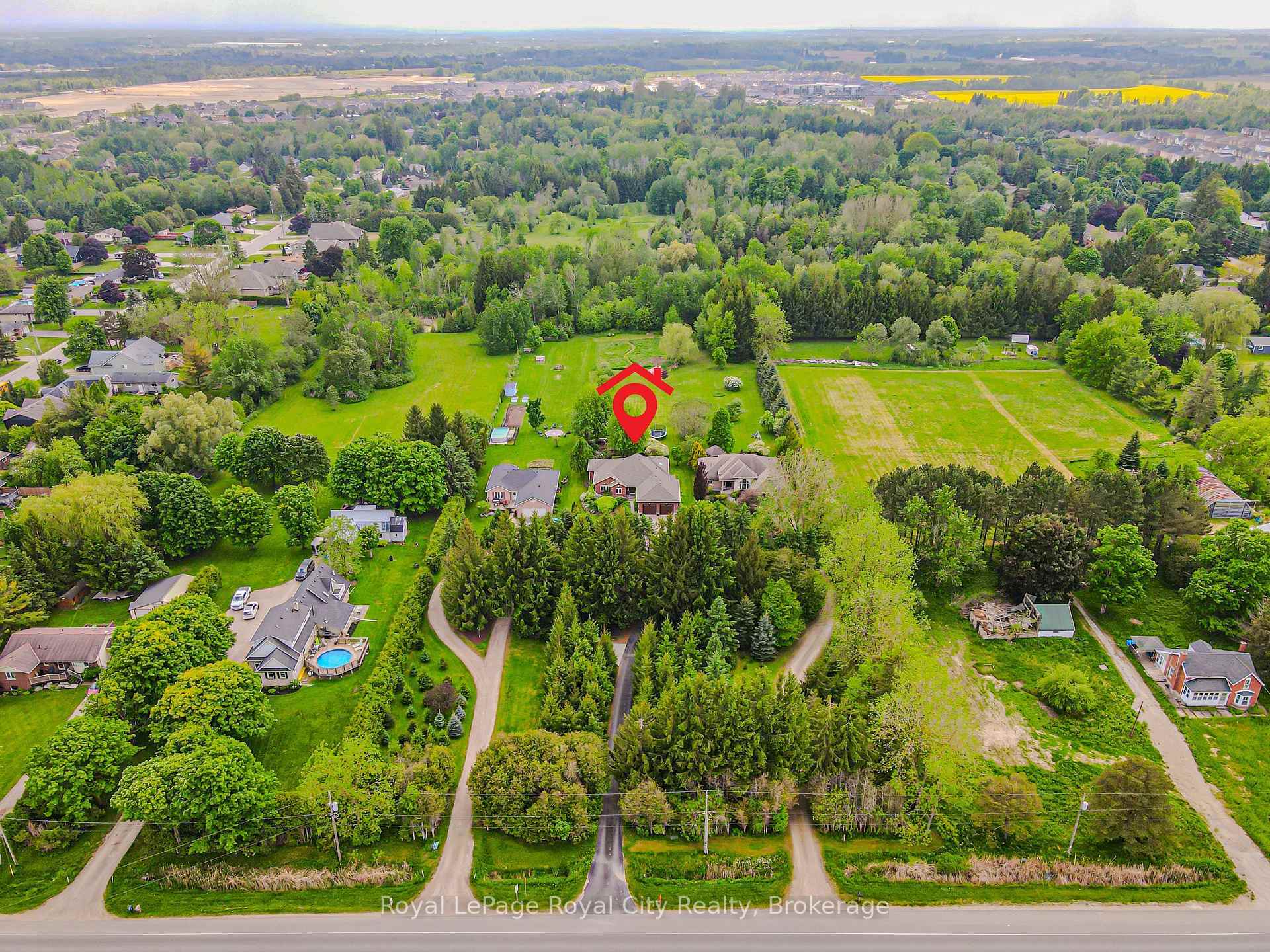953 St David Street N  Centre Wellington ON N1M 2W3 photo